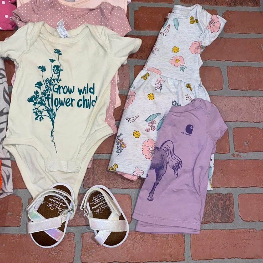 Babygirl 6m spring/summer footie & onesie bundle!!